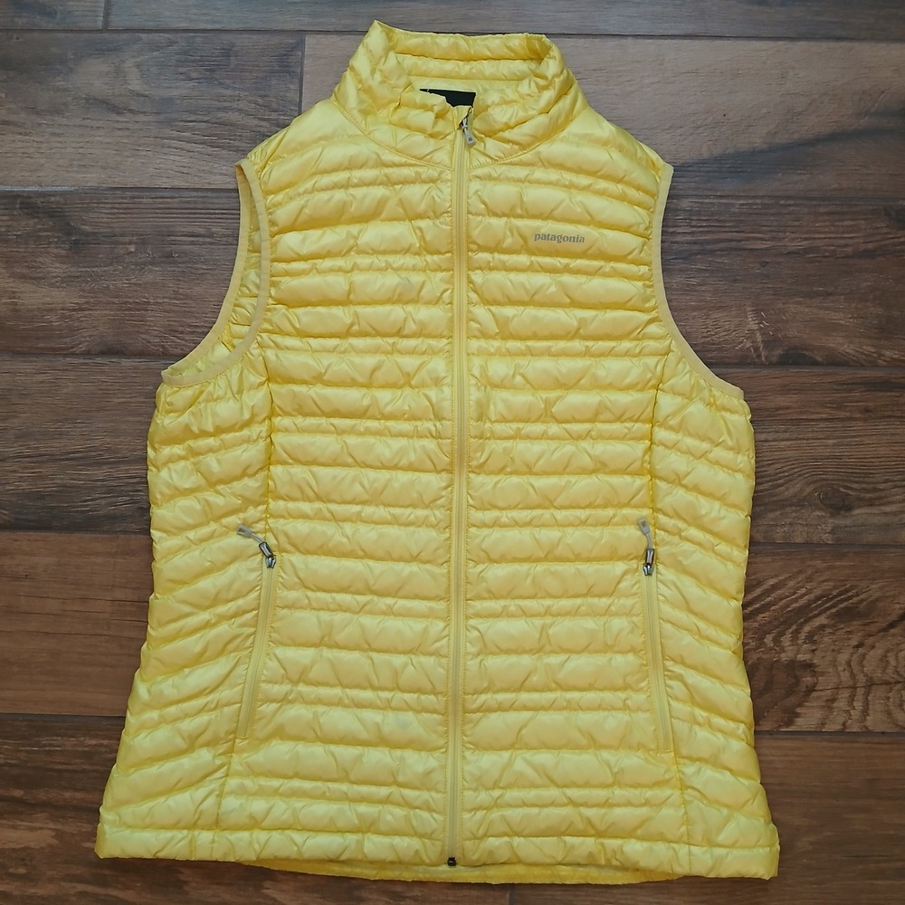 Patagonia Down Sweater Vest Women Medium Yellow Goose Down Hiking Puffer